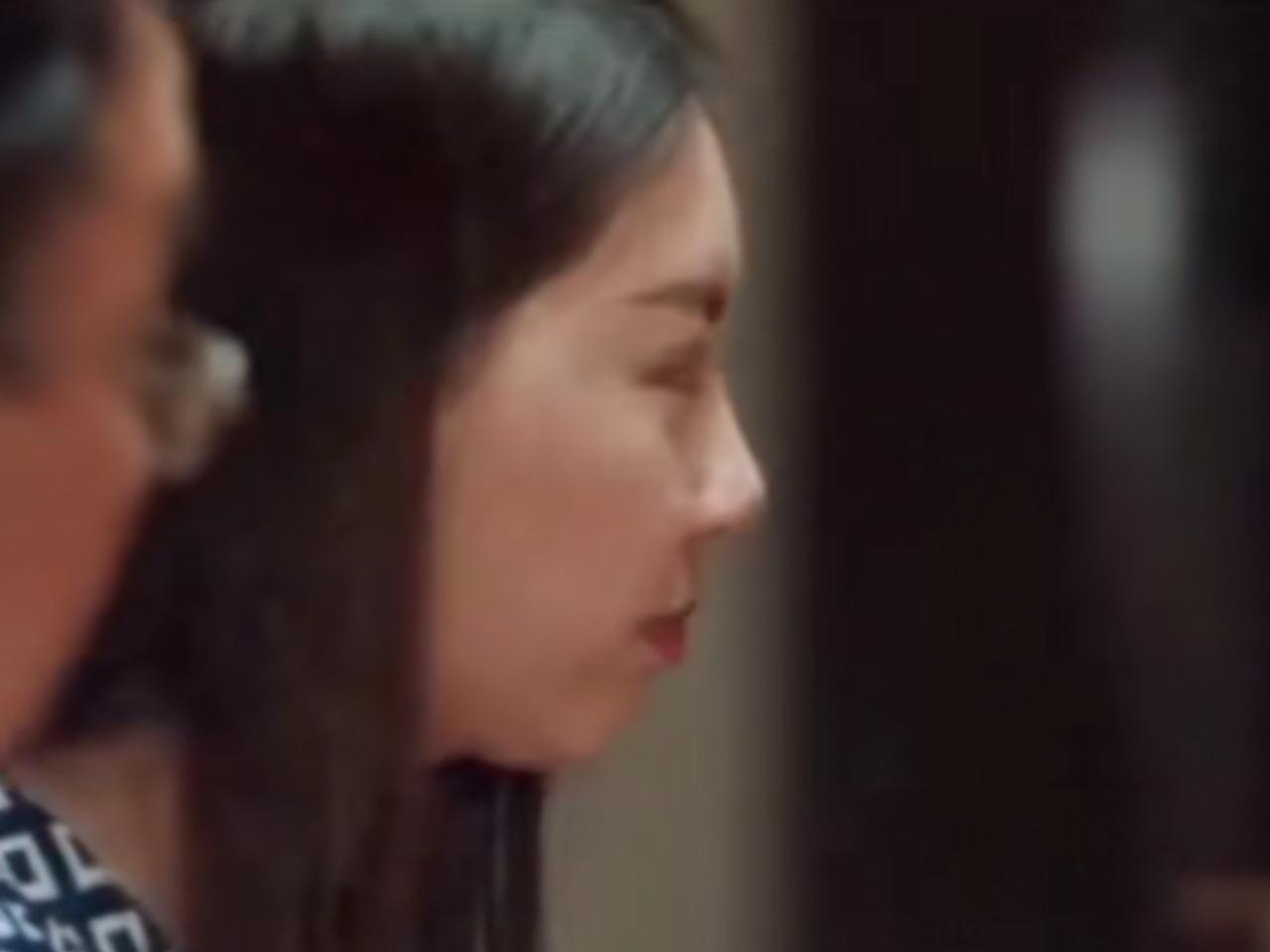 浅浅拉尿真是妙
送给作协当饮料
作协喝了哈哈笑
比他爸的还更妙