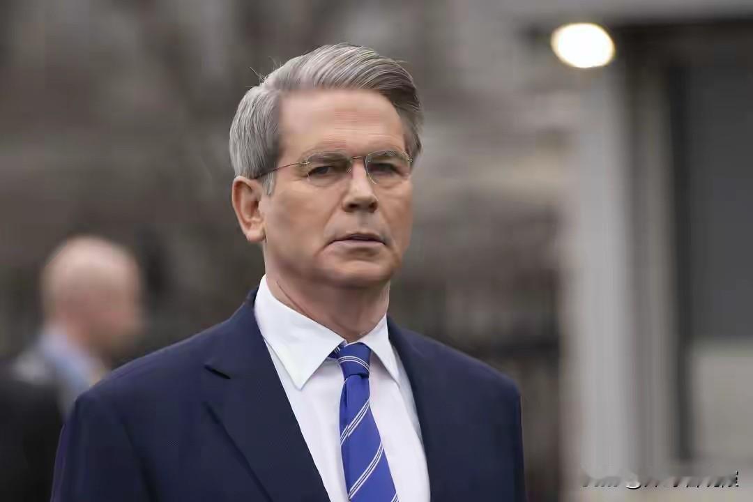 美财长：特朗普“极有可能”在年底前提名新美联储主席