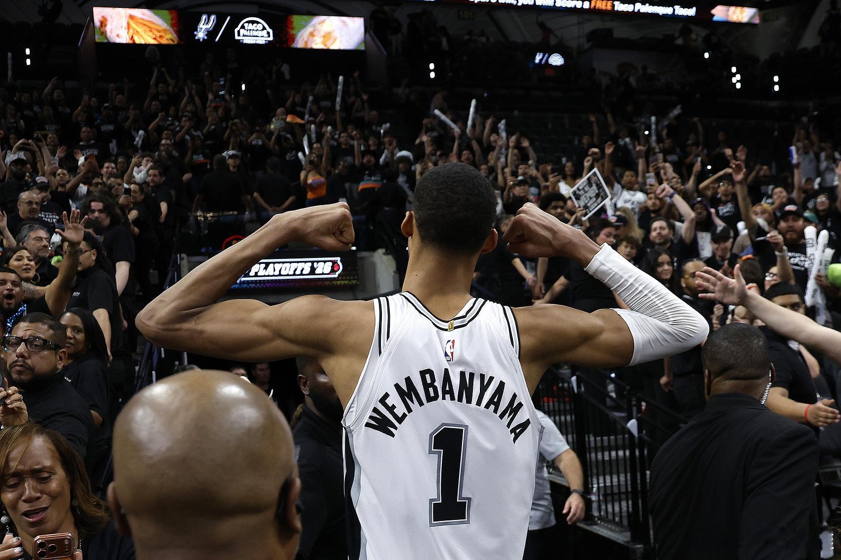文班亚马季后赛前6场狂扇30帽 NBA历史第2快&仅次于穆大叔的5场NBA季后赛