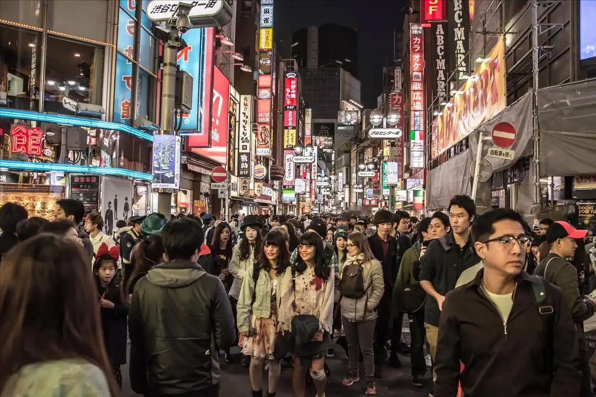 会谈不欢而散后，日本议员叫嚣报复，不许中国人入境？超50万人已退票
有错不纠，还