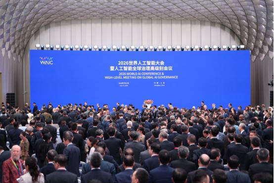 美国不来、日本不敢来、印度跑去了欧洲——美国带着一帮小弟集体缺席上海AI大会，真