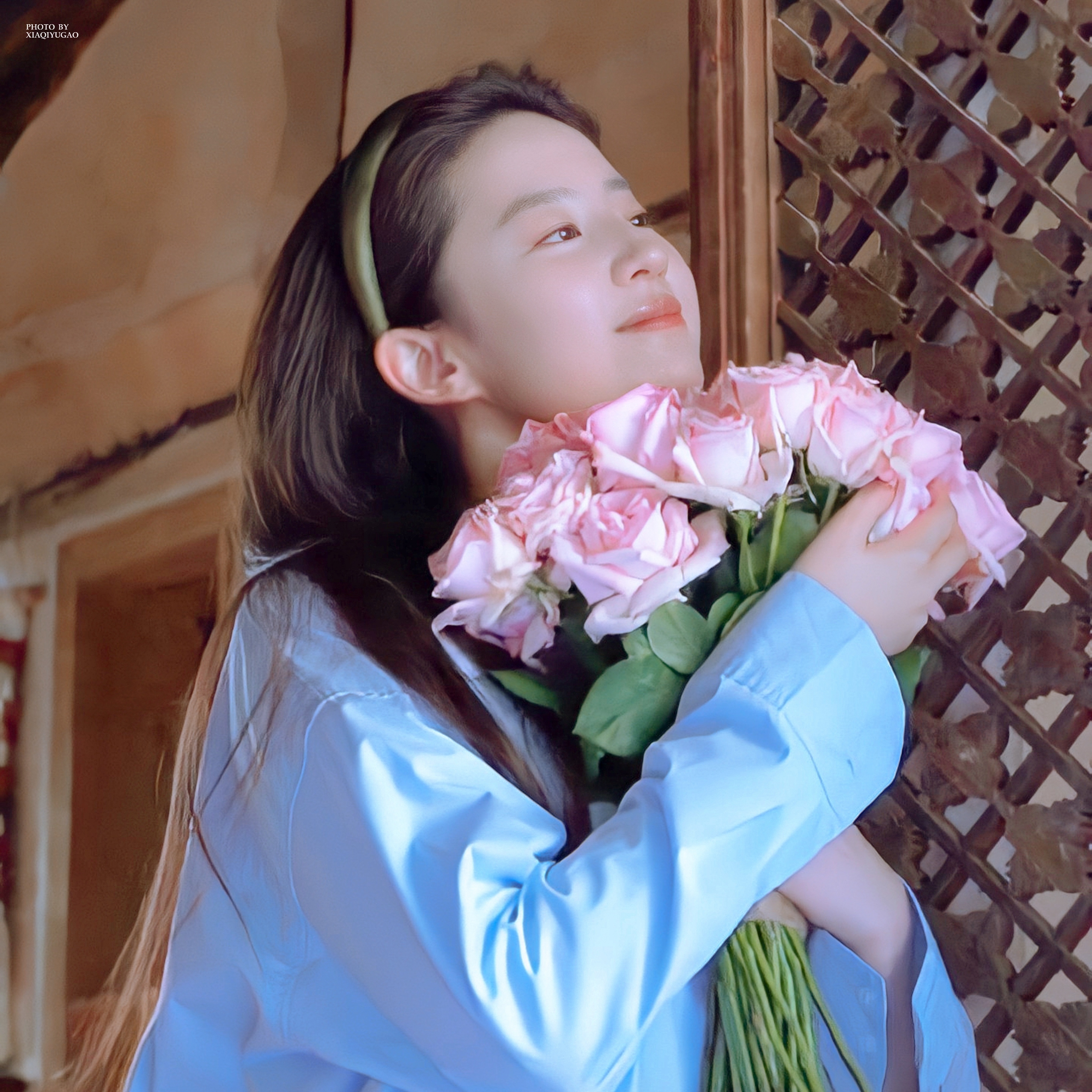 我偏爱许红豆有好多原因，其中一个特别之处就是，许红豆确确实实影响了我一些思维观念