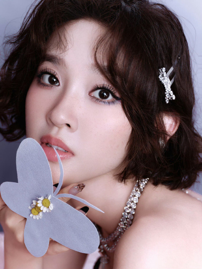 唐艺昕一公造型唐艺昕一公舞台造型 美鼠我啦 