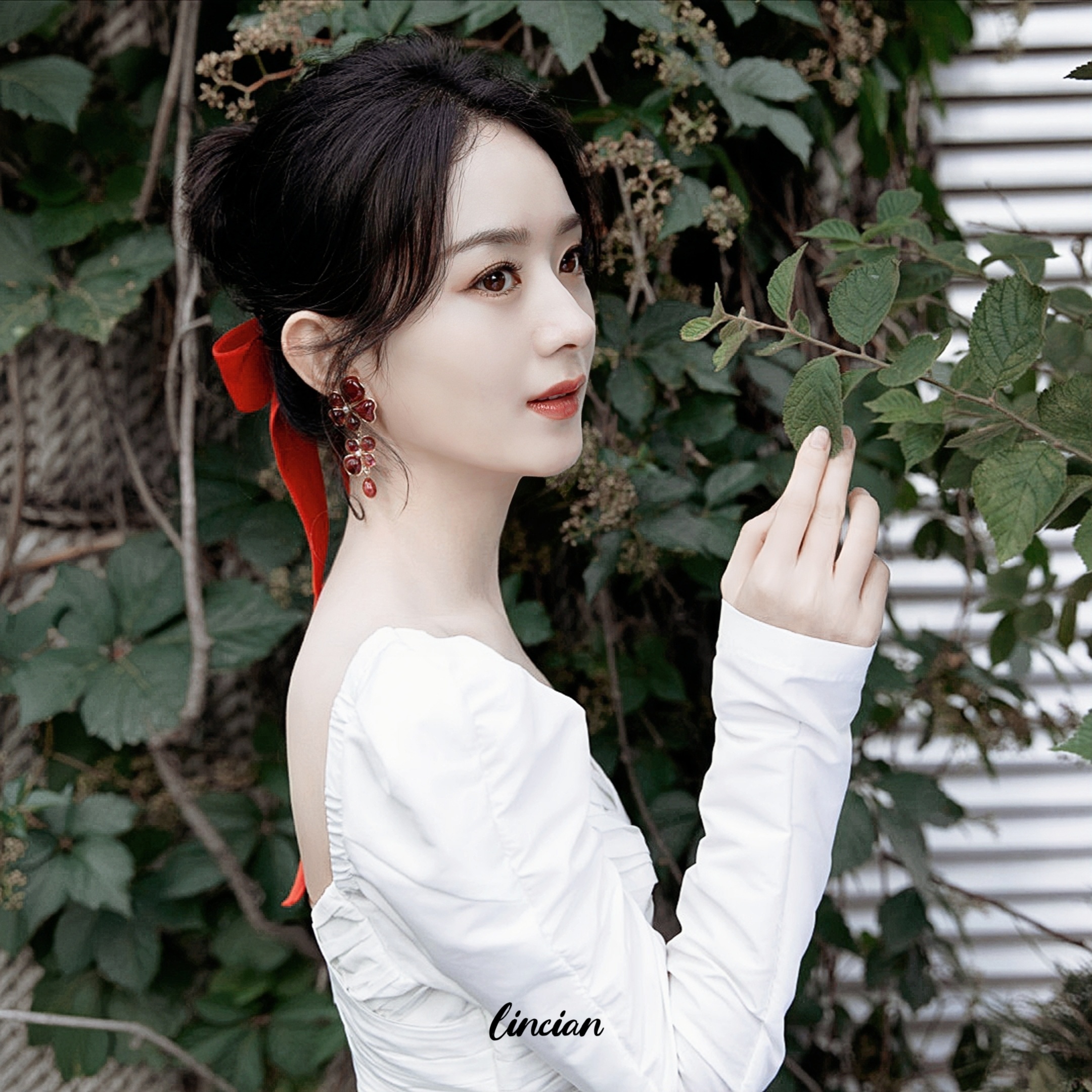 赵丽颖 ●产出*古堡玫瑰* 