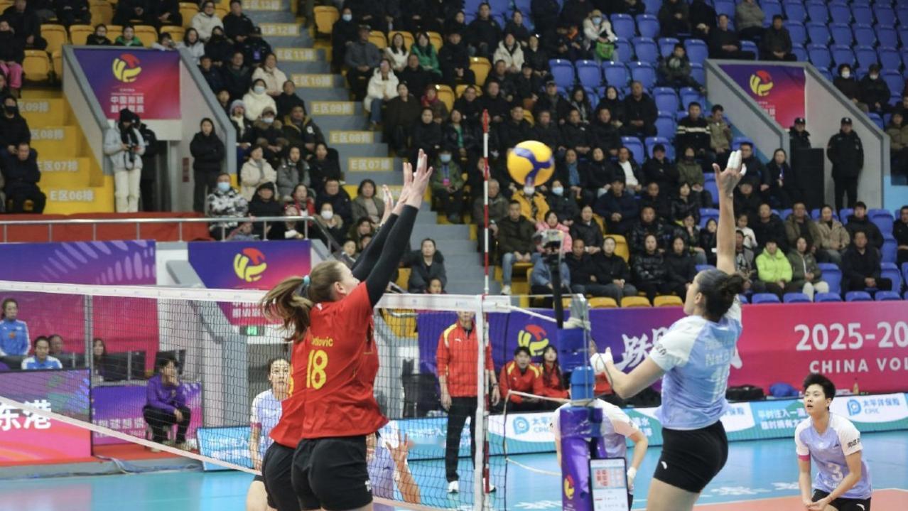 今晚7点，排超联赛河南女排客场对天津，全运会都是全华班河南队2-3告负，这次联赛