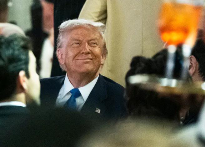 芬兰总统斯图布说，在美国上周宣布计划进行新的核武器试验后，“核武器新时代”已经开