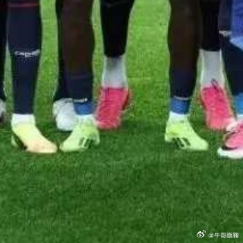 佛得角0-0沙特！首次参赛就出线，淘汰赛直接打阿根廷三连平，积3分，小组第二。佛