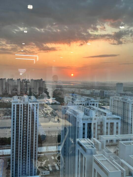 夕阳里 旋转楼梯