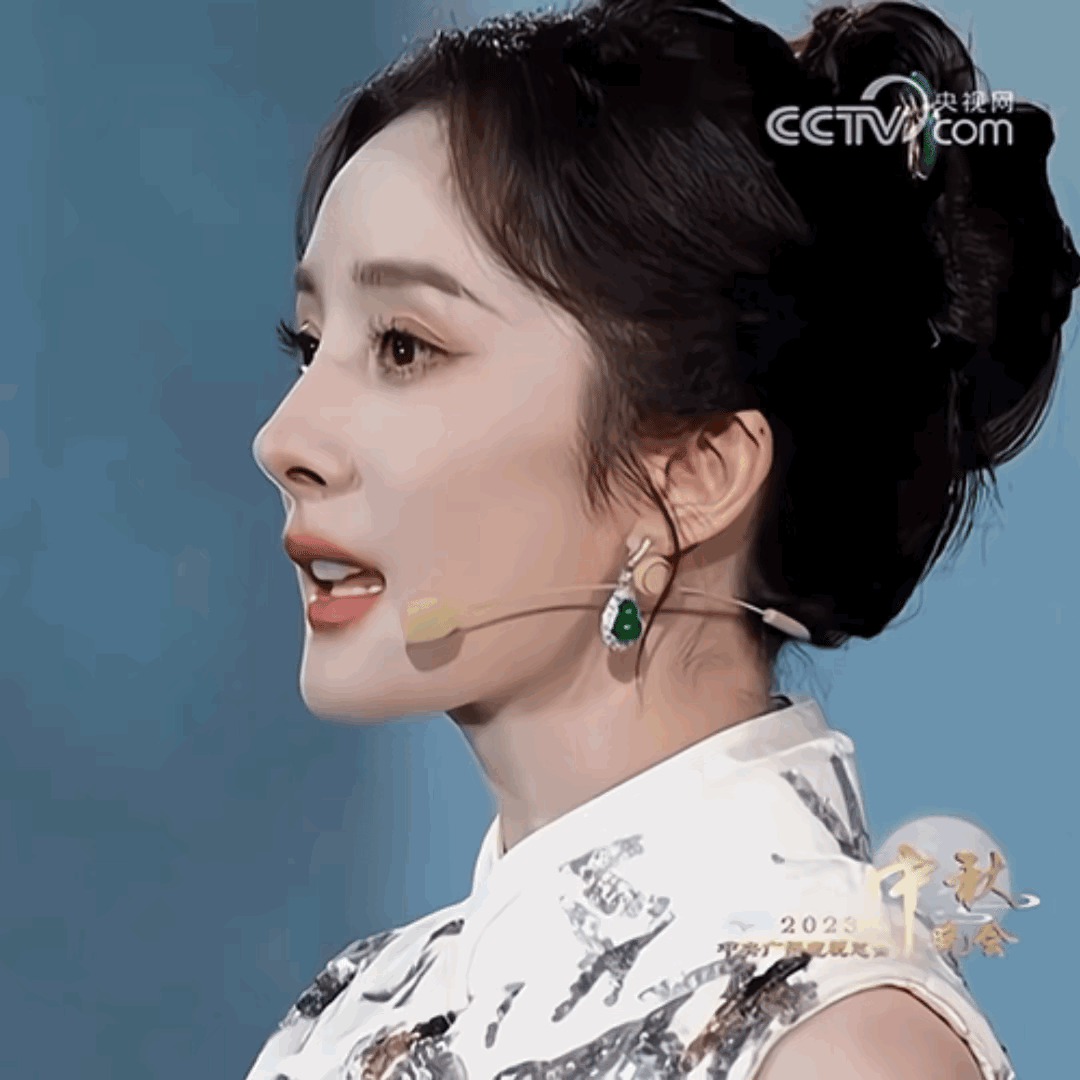 杨幂大张伟忽然之间彩排 一首合唱，一首独唱solo，杨幂的歌迷有福咯！每次她参加