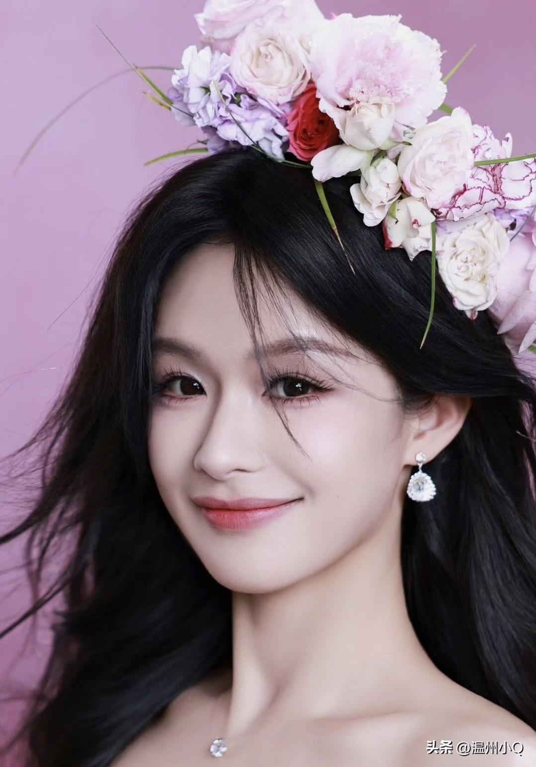 余茵这张脸集合了好多知名女星们的样子，杨幂、李沁、白鹿、孙怡，现实生活中得有多精