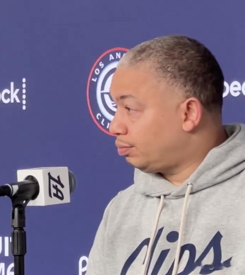 卢：大洛能有效拓宽进攻空间，祖巴兹能攻筐与篮下终结，两人形成鲜明互补。

今日N