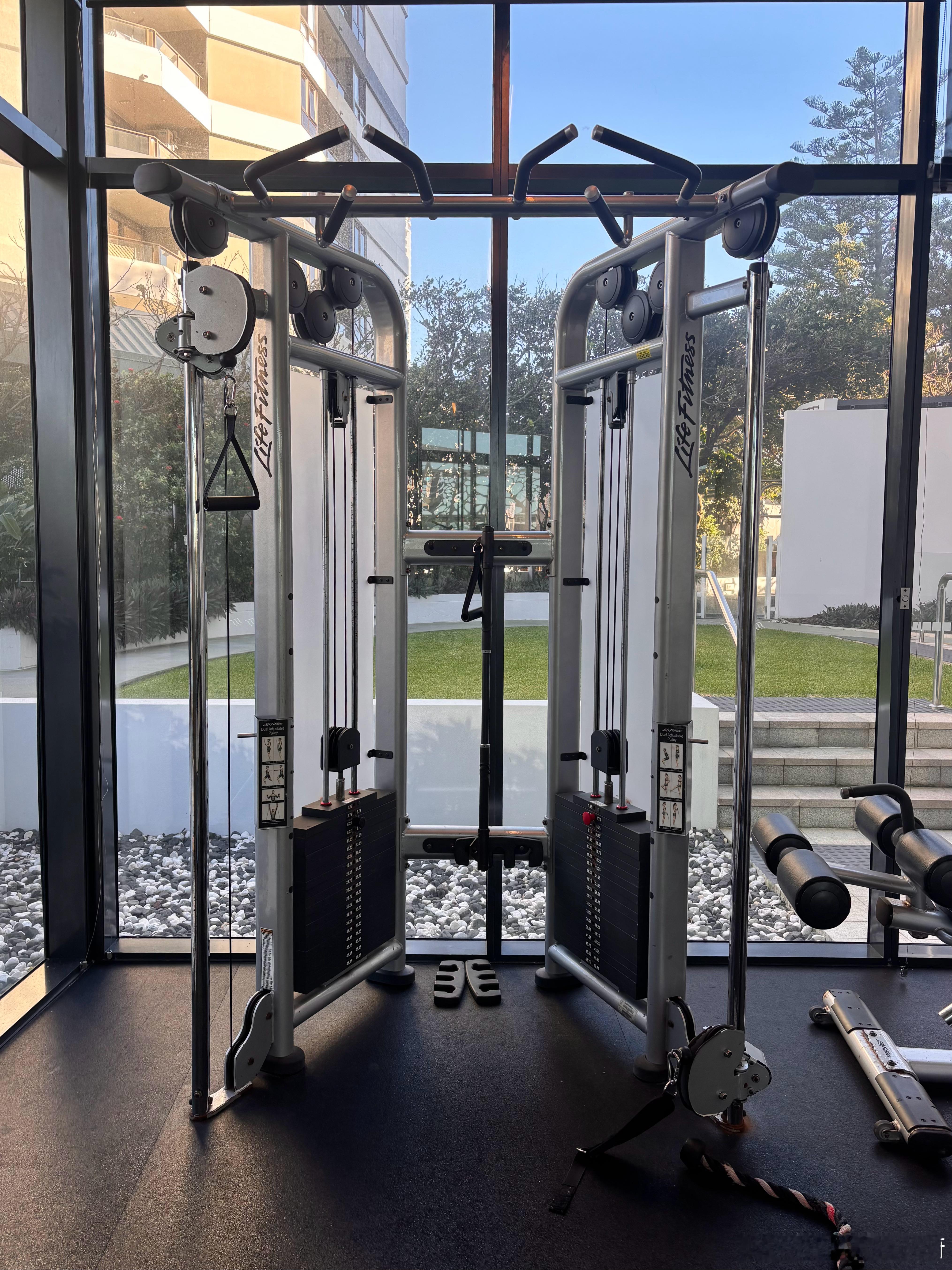 早上起来先去gym，先给教练看一下这边的器材，今日份打卡一个小时✅蔚蔚的健身 澳