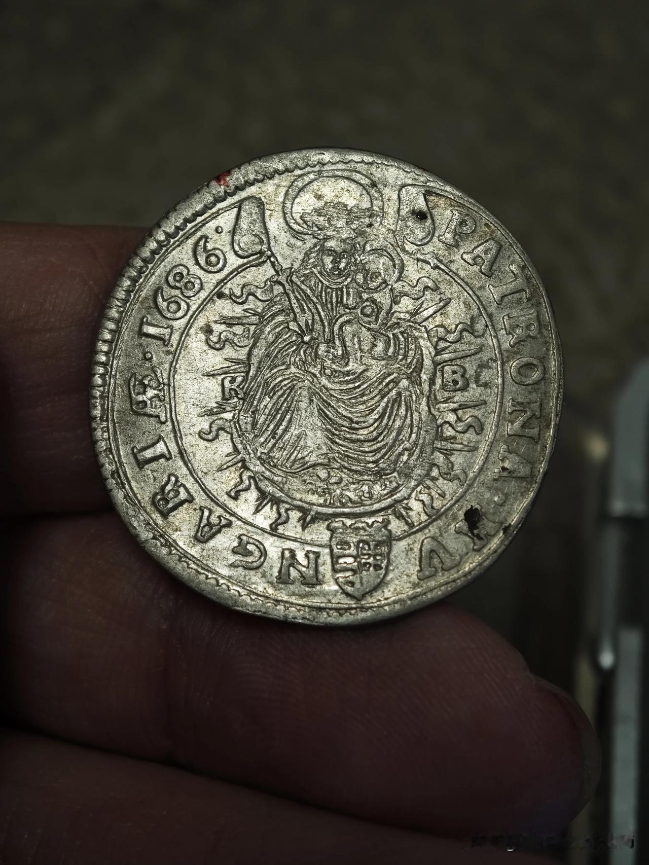 银价暴跌！我还是敢买银！
跟大家分享个超划算的收获！最近银价不是一个劲儿跌嘛，我