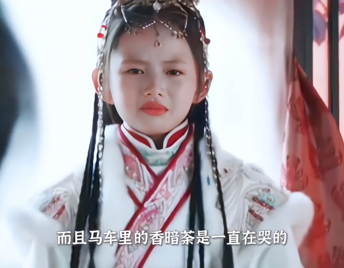 不是 这小女孩真的好像张婧仪啊 ​​​