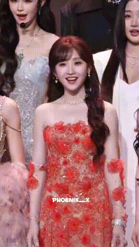 许梦圆线下一次比一次哇噻 许梦圆每次线下都给人新惊喜，整个人越来越舒展大方，气质