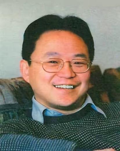 2008年，一位亿万富翁突然跳楼身亡，瞬间70亿家产全归于妻子名下，当人们对此事
