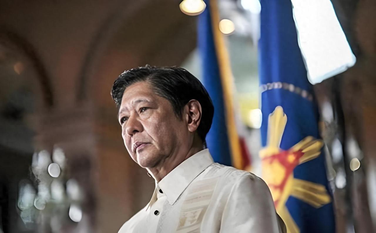 菲律宾参议院在1月28日的一场会议中，毫无预兆地提出动议，要将部分中国驻菲外交人