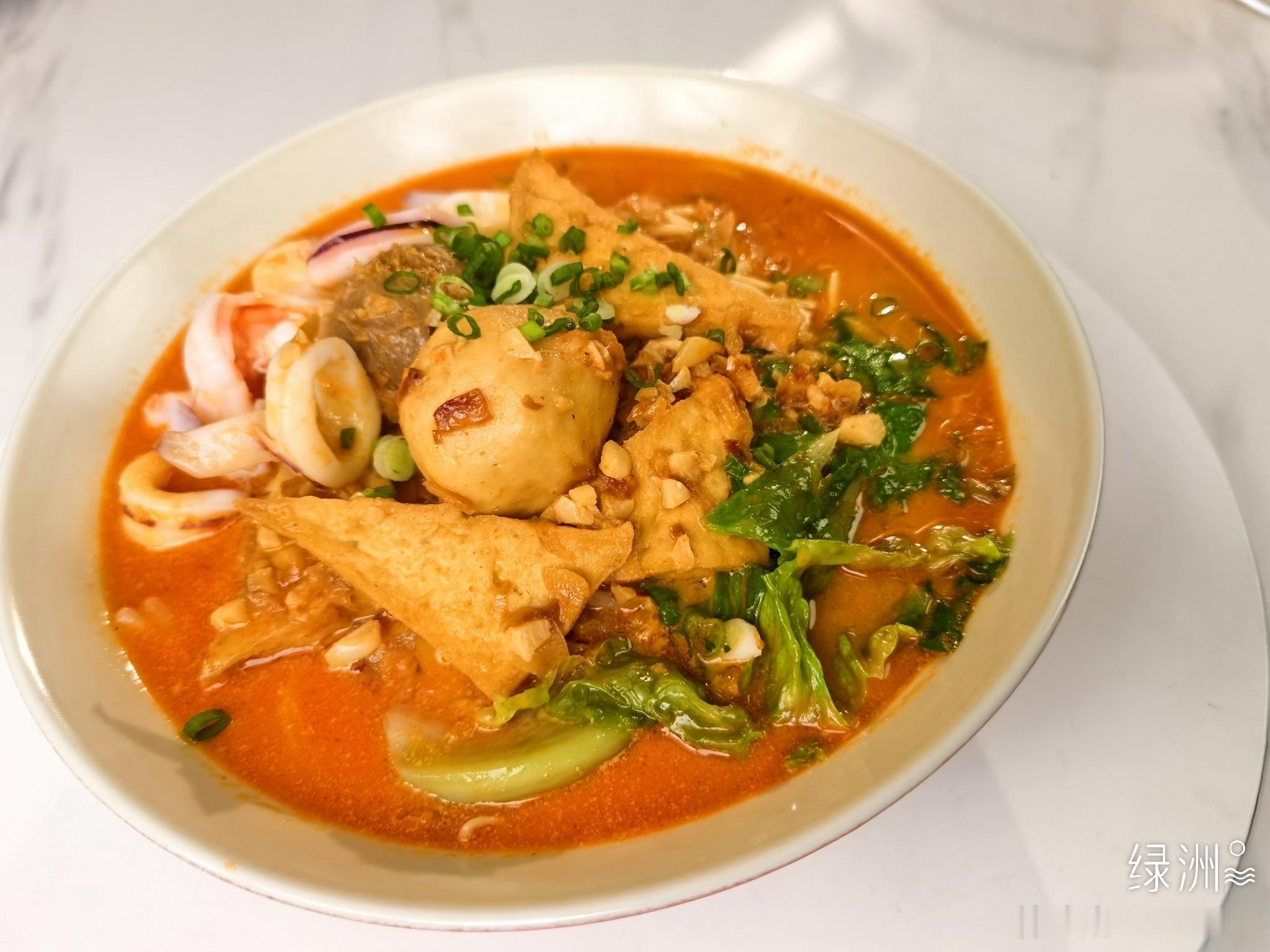 沙茶面 今天想家了，自己做了一锅沙茶面，解一下乡愁好好吃饭，认真生活  绿洲