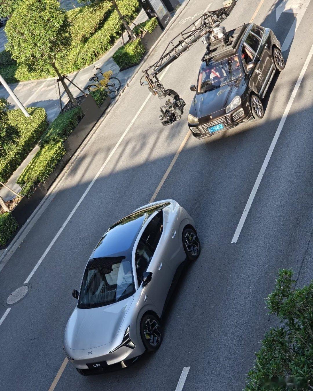 小鹏MONA L03作为MONA系列首款SUV，已完成工信部申报并进入宣发阶段，