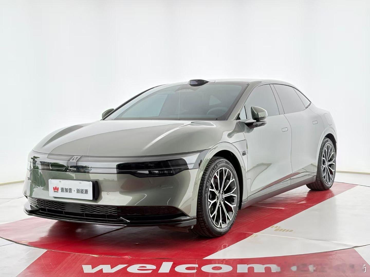 【车型名称】极氪007【重要参数】 2024款极氪007后驱智驾版  75kwh