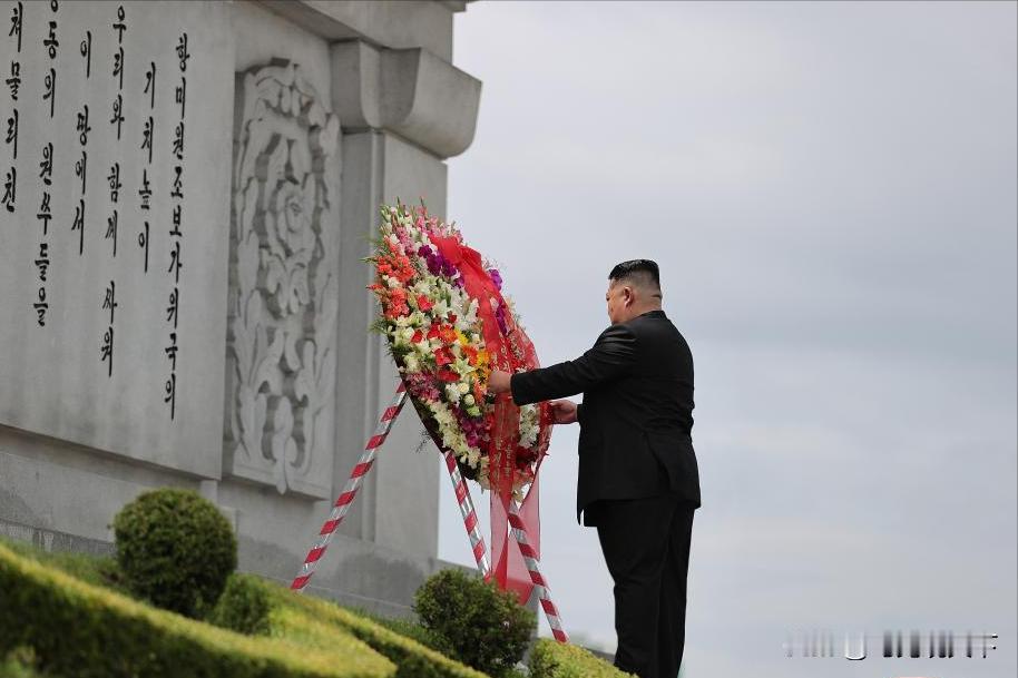 朝鲜纪念中国人民志愿军入朝74周年，引起外界高度关注。

在10月25日中国抗美