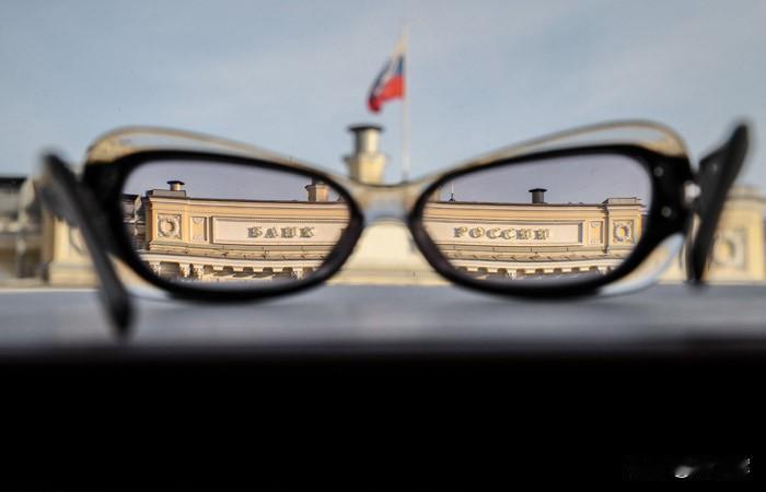 俄罗斯央行将关键利率下调至15.5%
 
2月13日，俄罗斯央行董事会连续第六次