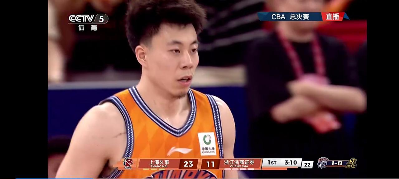 CBA总决赛G2，上海久事赢球功臣不是古德温，浙江广厦队输球不赖巴里.布朗，国内