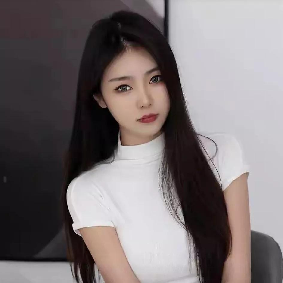 温柔优雅的白色短袖，完美展现你的气质。白色温柔风衬衫 白色清爽穿搭 白色温柔穿搭