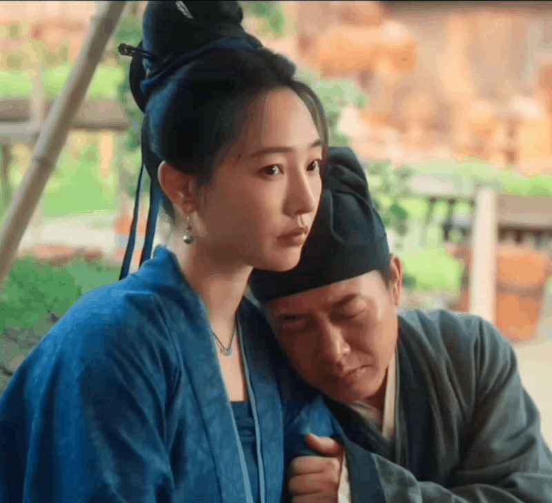 今天圣诞节，买到了喜欢的茶叶，也吃饭了久违的胸口朥。