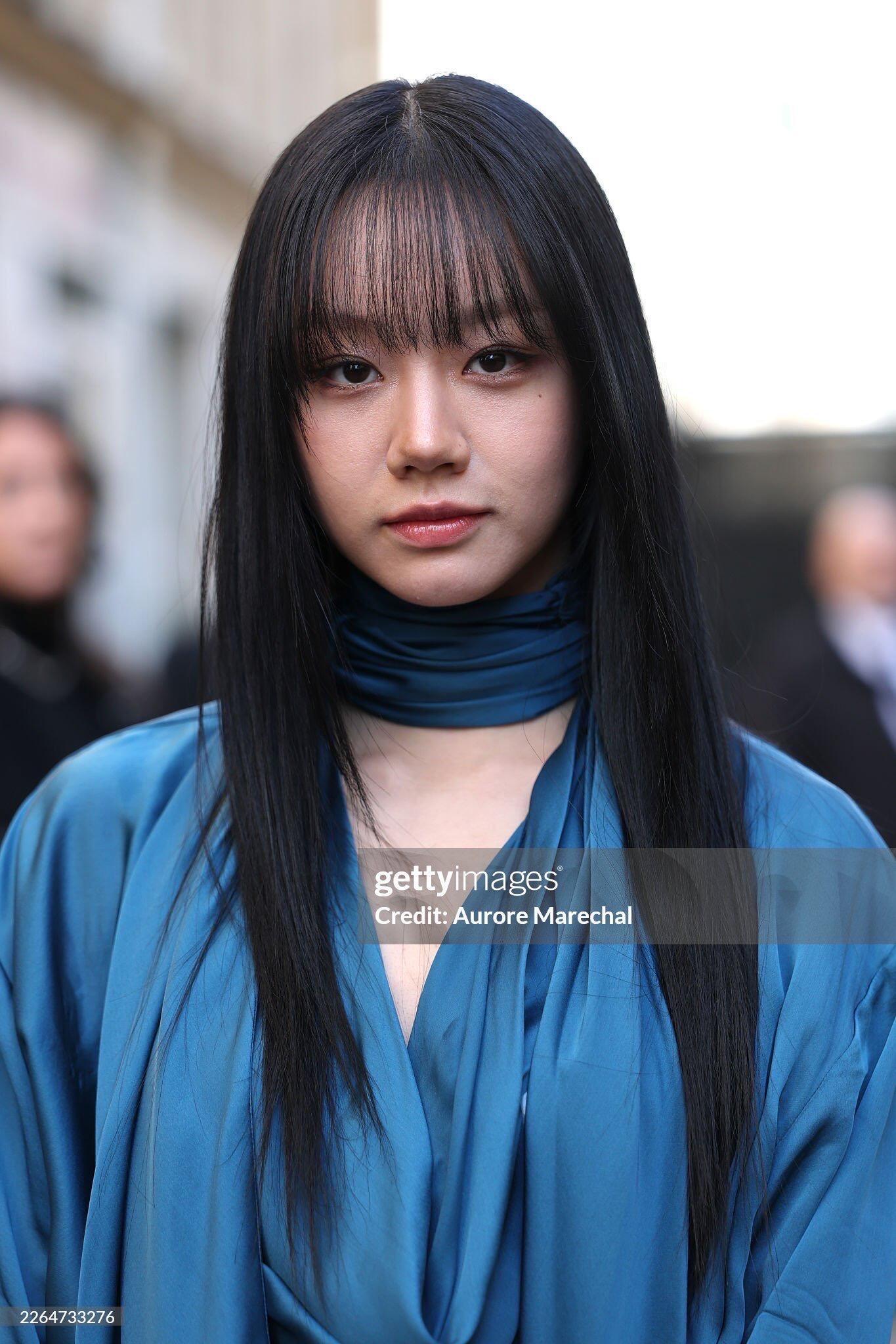 文咏珊李惠利今日巴黎看秀生图，G社镜头下的她们状态都很好！ 