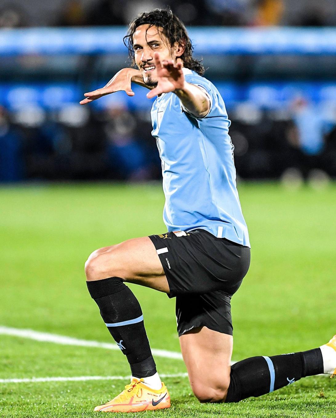 神锋卡瓦尼宣布退出乌拉圭国家队。💔🇺🇾
#卡瓦尼##乌拉圭国家队#