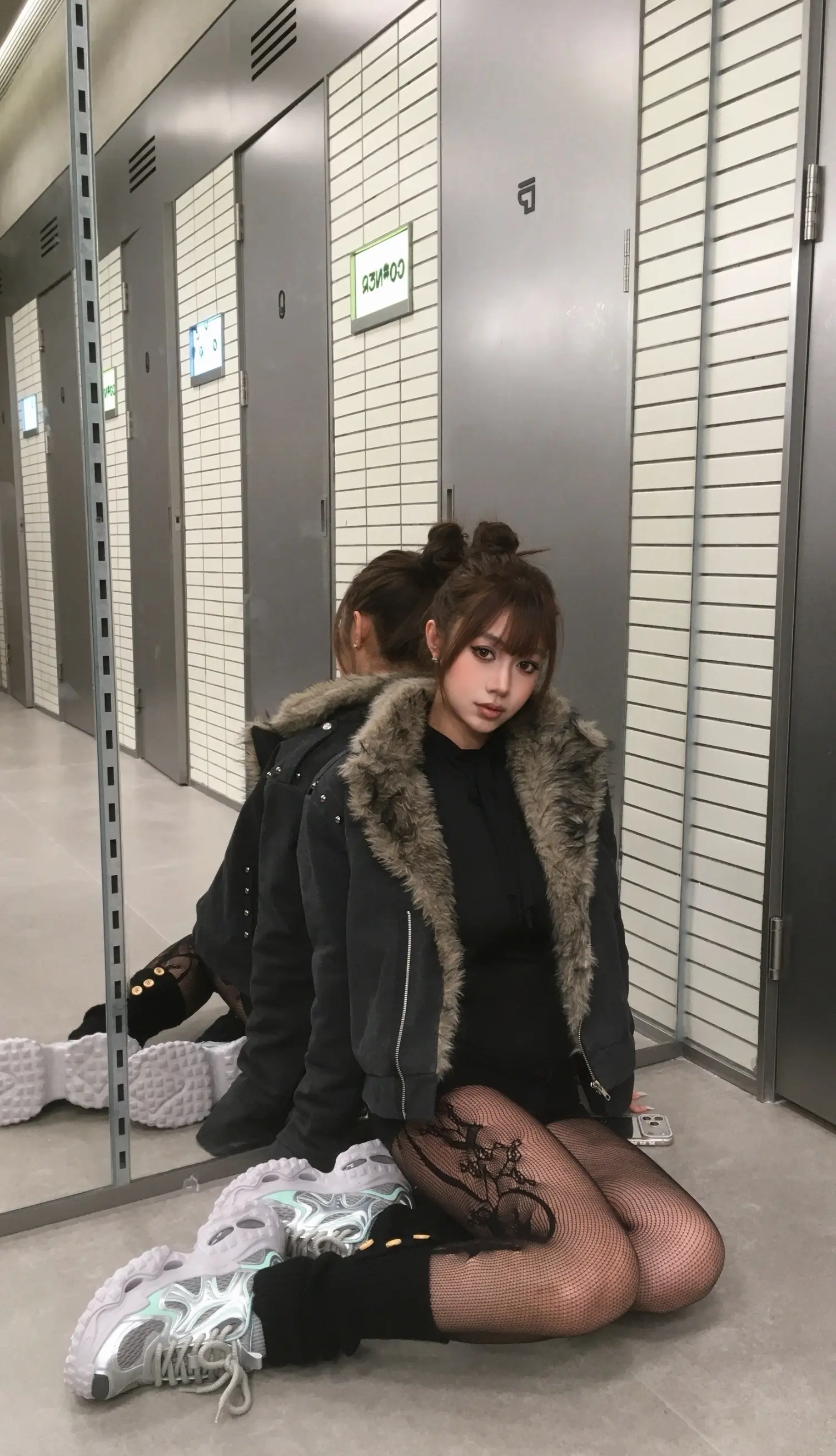 只是脸不小心笑了一下 压根没有幸福 老天爷看到就开始莫名其妙惩罚了