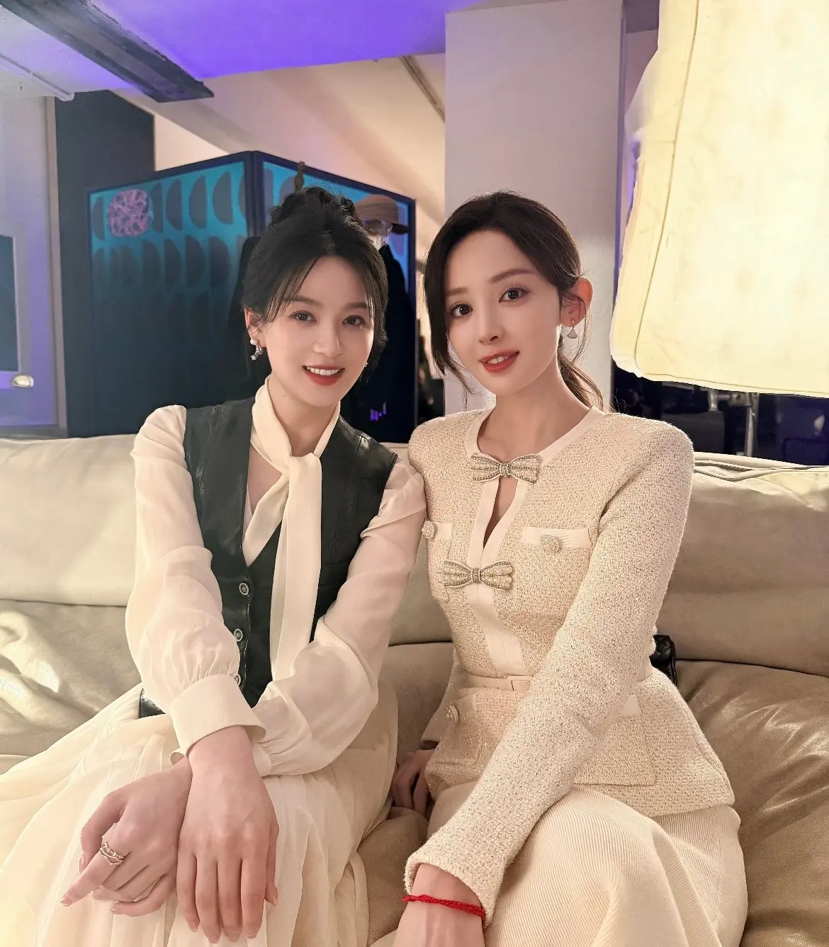 早安美娜 捡到几张超美冯佳晶。嗯~这才是演大美女的基础配置