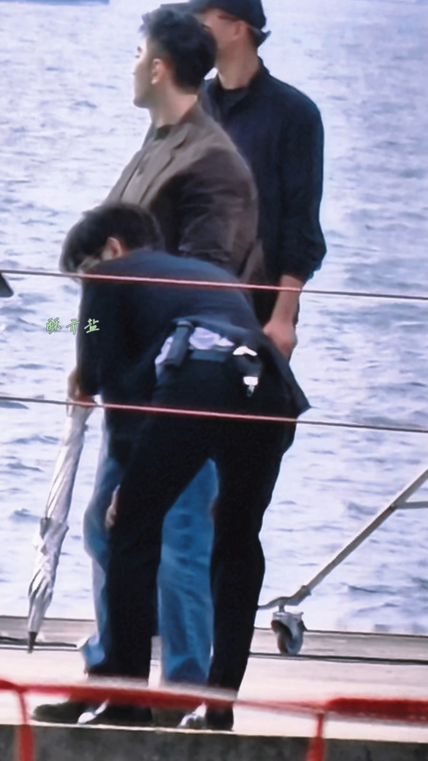 卧槽啥意思 这绝对不是好女孩[苦涩] ​​​