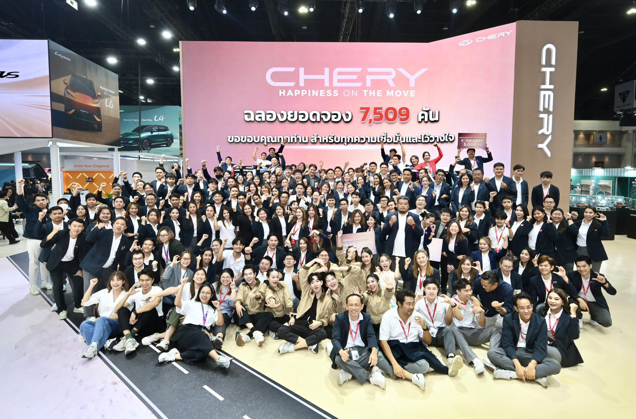 前几天结束的泰国车展，中国车企订单量第一次超过日本登顶了，比亚迪第一，不含腾势是