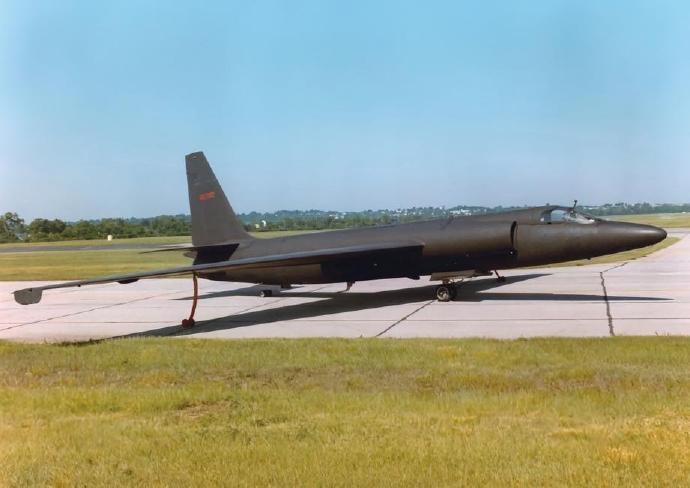 每天认识一件兵器 U-2“蛟龙夫人”侦察机U-2“蛟龙夫人”（Dragon La