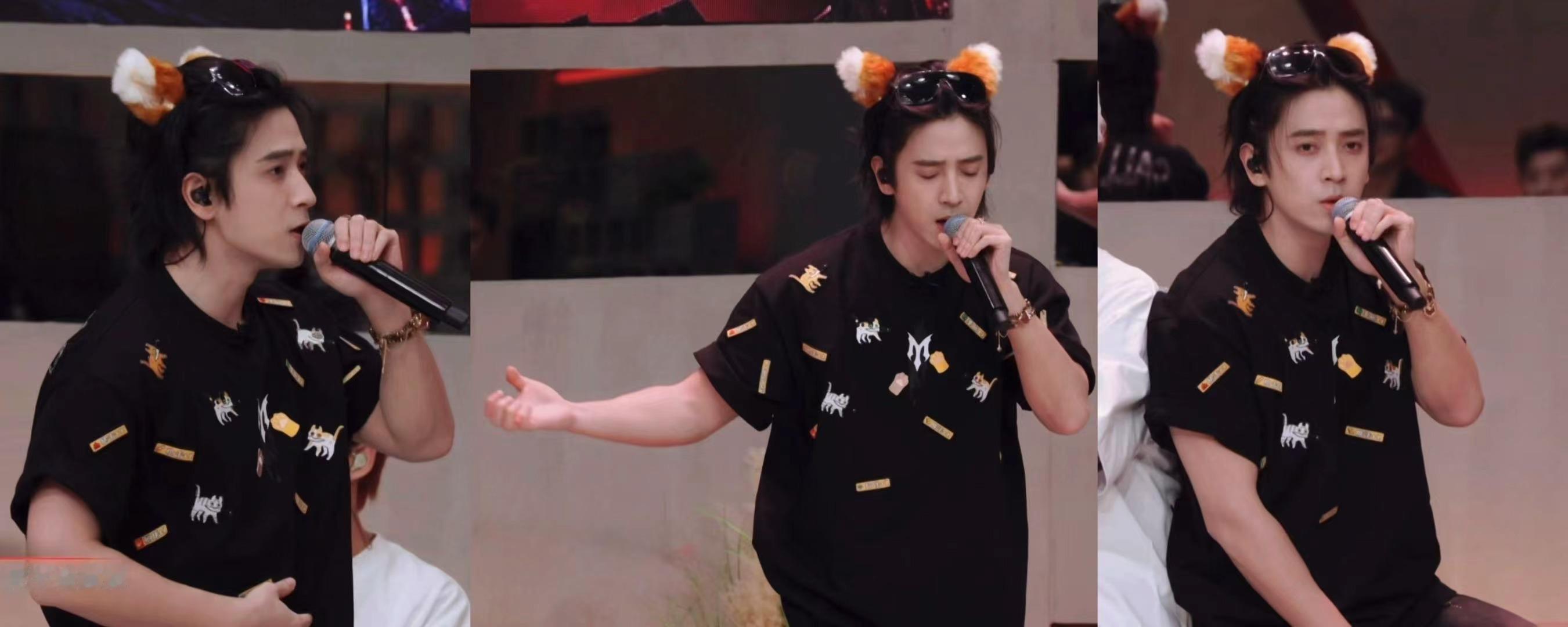 陈若轩一公到四公舞台变化 回望四场公演的蜕变之路，陈若轩一点点突破短板，唱跳愈发