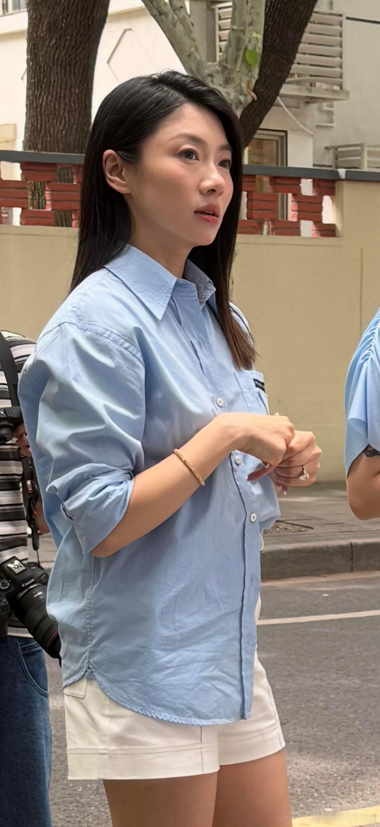 程晓玥二胎产后首露面程晓玥二胎产后状态 程晓玥二胎产后首露面，怎么不官宣？ 