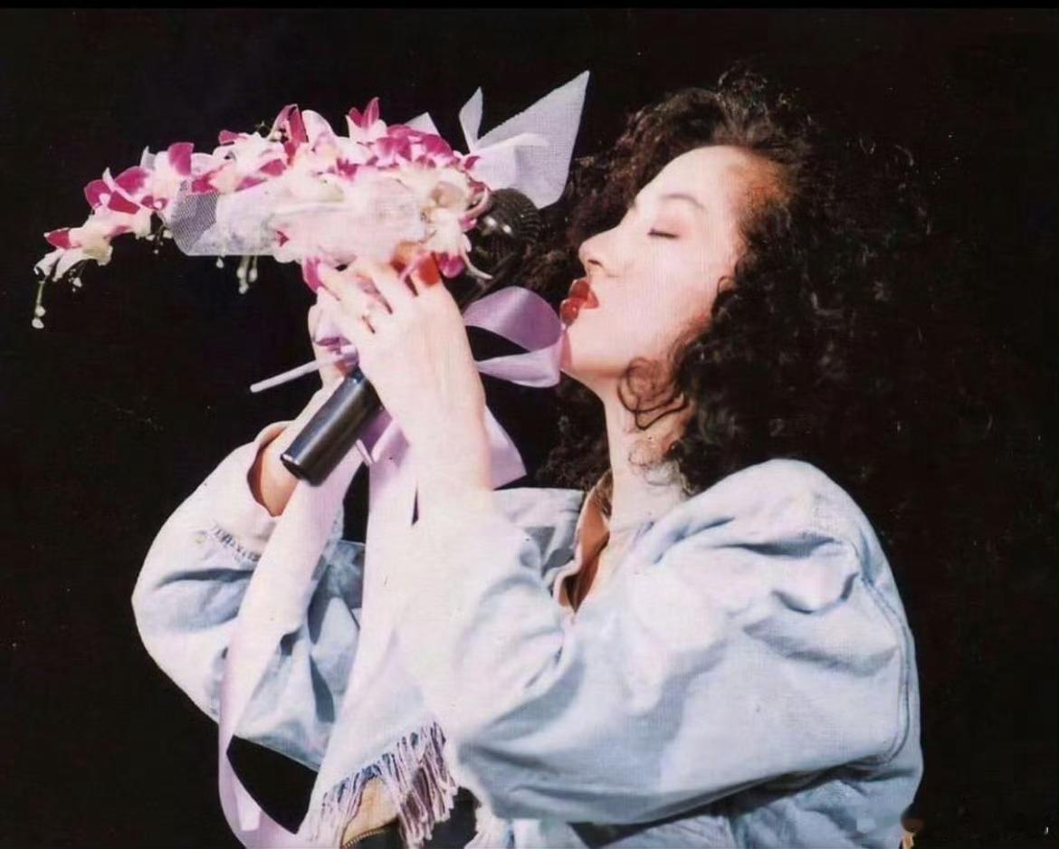 梅艳芳去世22周年，想念梅姐。 