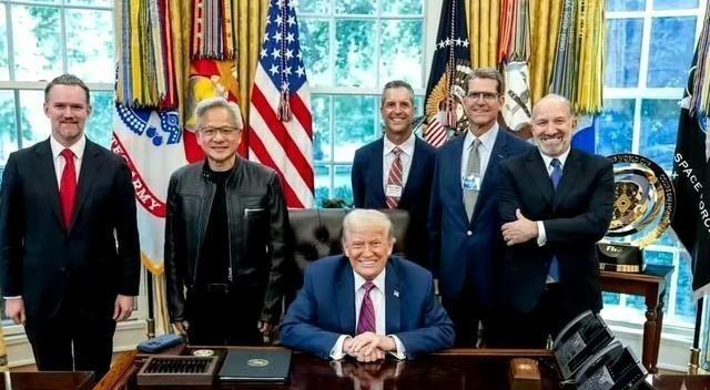 美国终于想明白了：从前中国没有的芯片，他不卖给中国，结果中国开始自主研发，没过几