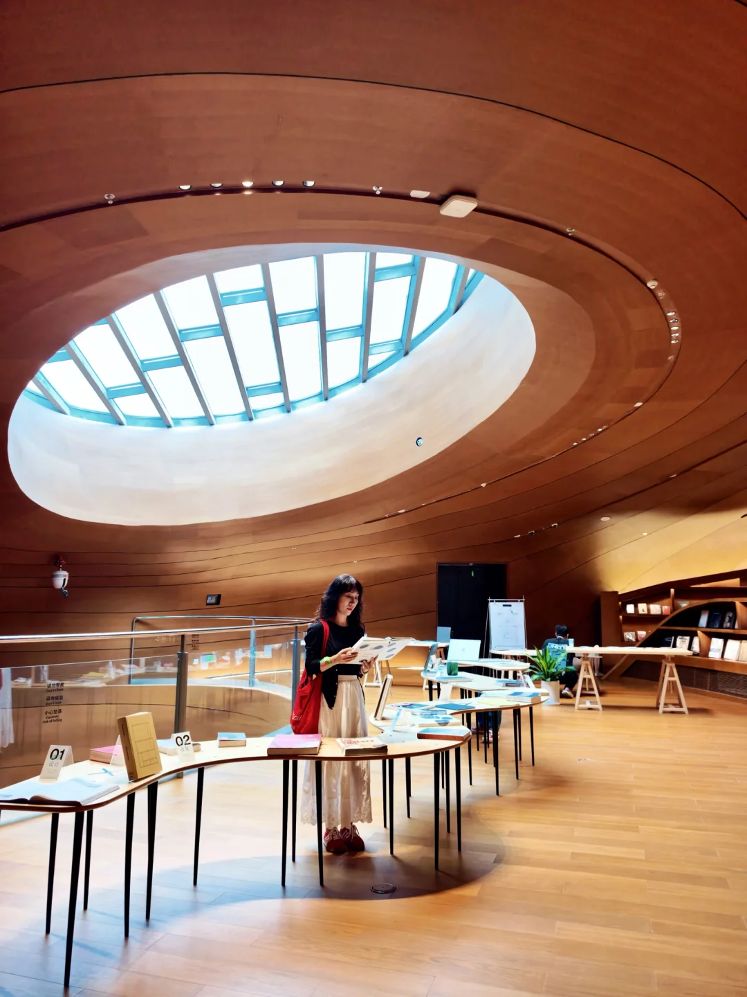 免费‼️深圳新开的艺术图书馆，i 人私藏