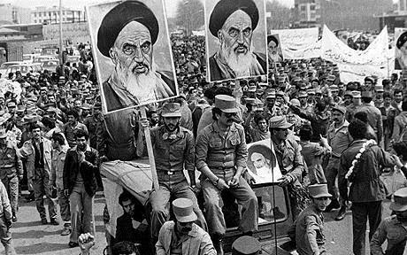 [玫瑰]
伊朗面对美国的 "求和大礼包"，内心 OS 大概是："谢谢您嘞，但这套
