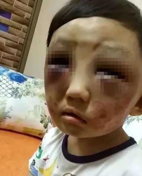 走了整整一天啊，一个才6岁的小豆丁。

谁能想到，一个才6岁的小豆丁，竟然凭着自