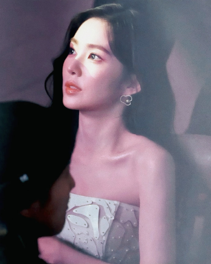 【裴珠泫】光落在你脸上 可爱一如往常 