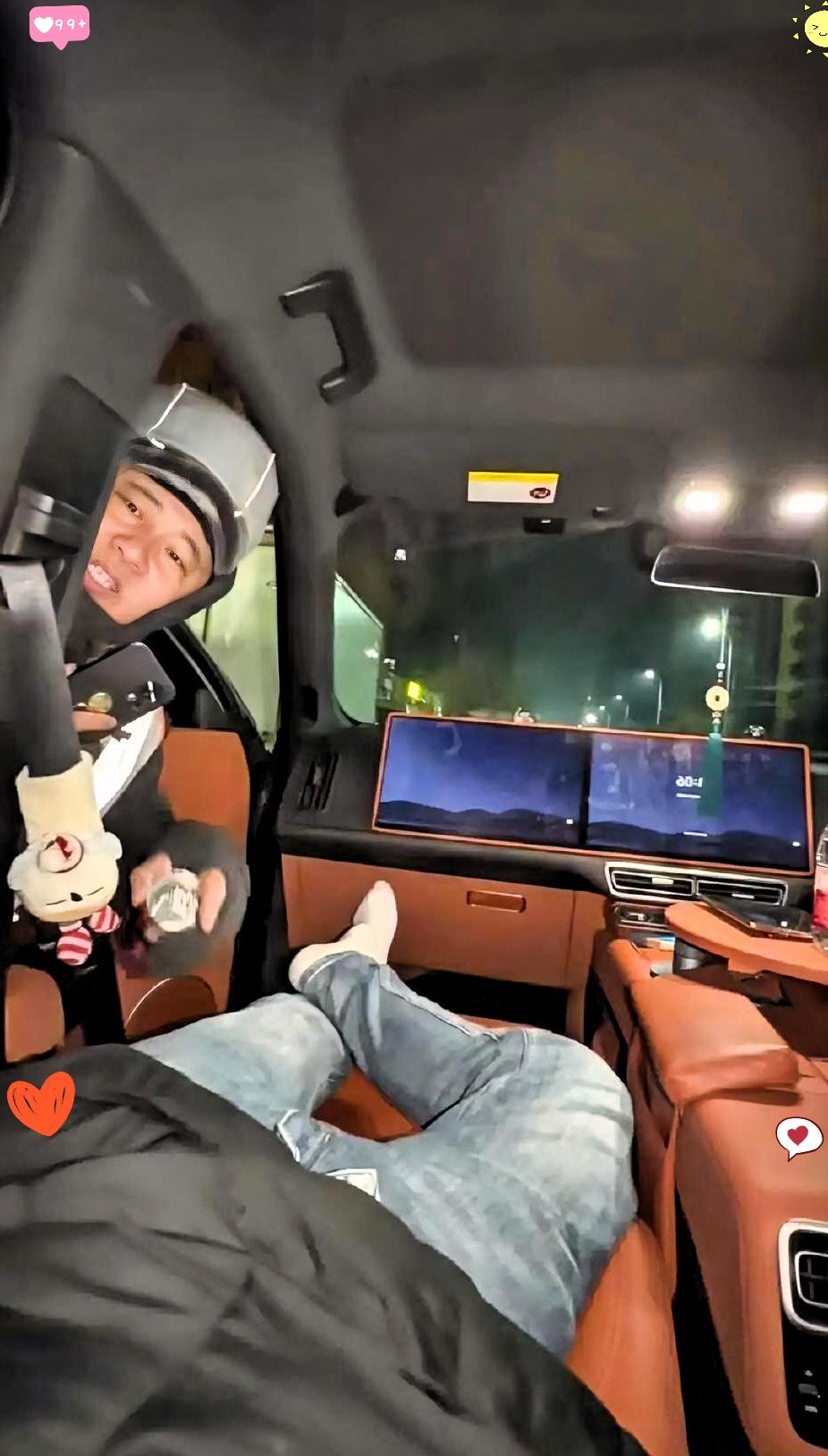 初冬最暖瞬间！
代驾小哥这句话让人破防了
 
家人们谁懂啊！辽宁沈阳这位代驾小哥