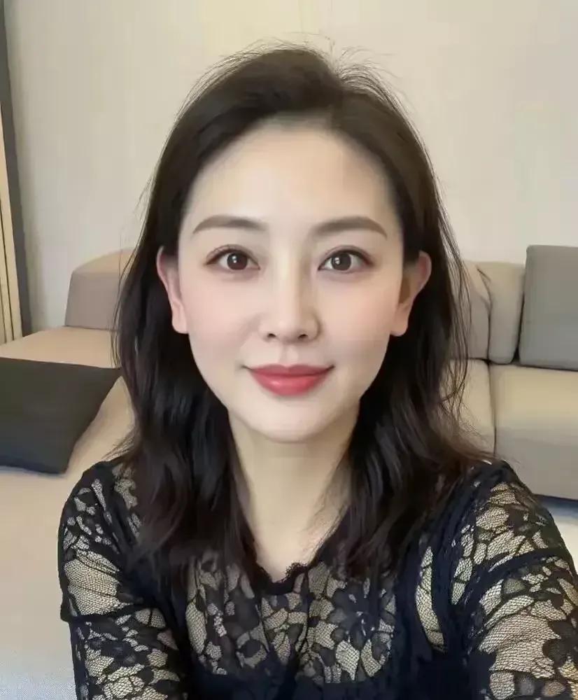 女人沉迷的爱好千差万别，从美妆护肤的精致雕琢，到手工创作的匠心独运；从追剧追星的