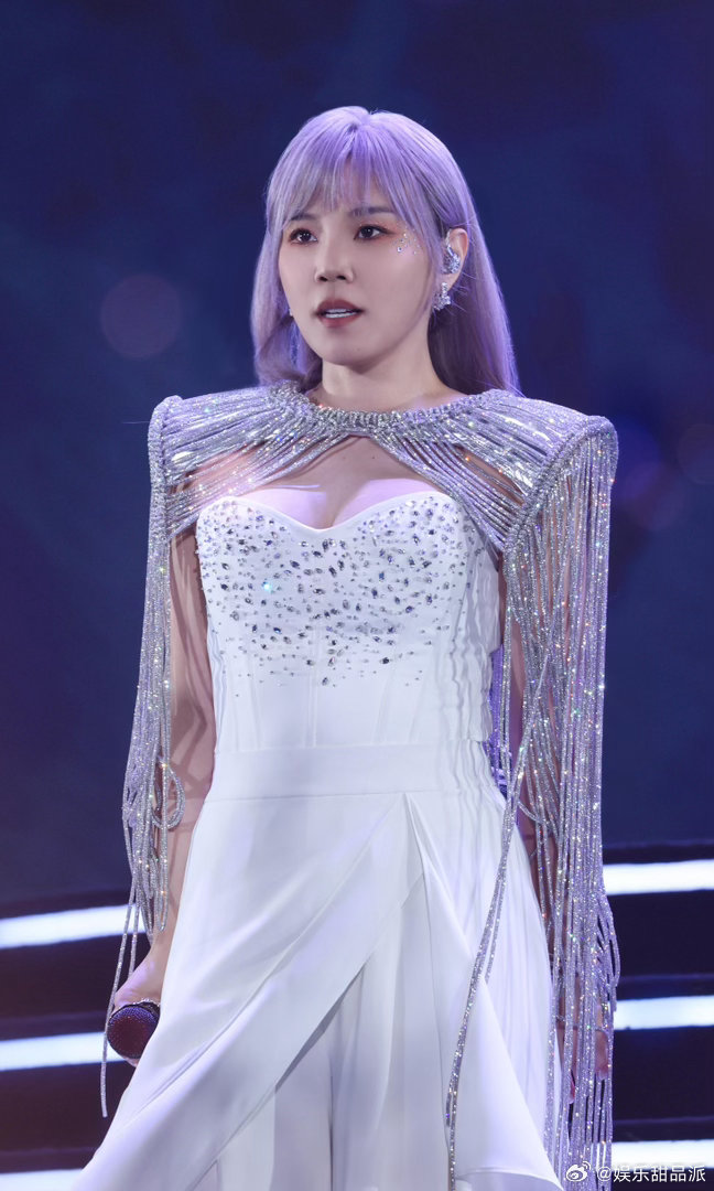 众多音乐博主为李佳薇发声不少乐理博主公开发布解析，直观呈现曲目之间的区别。网络讨