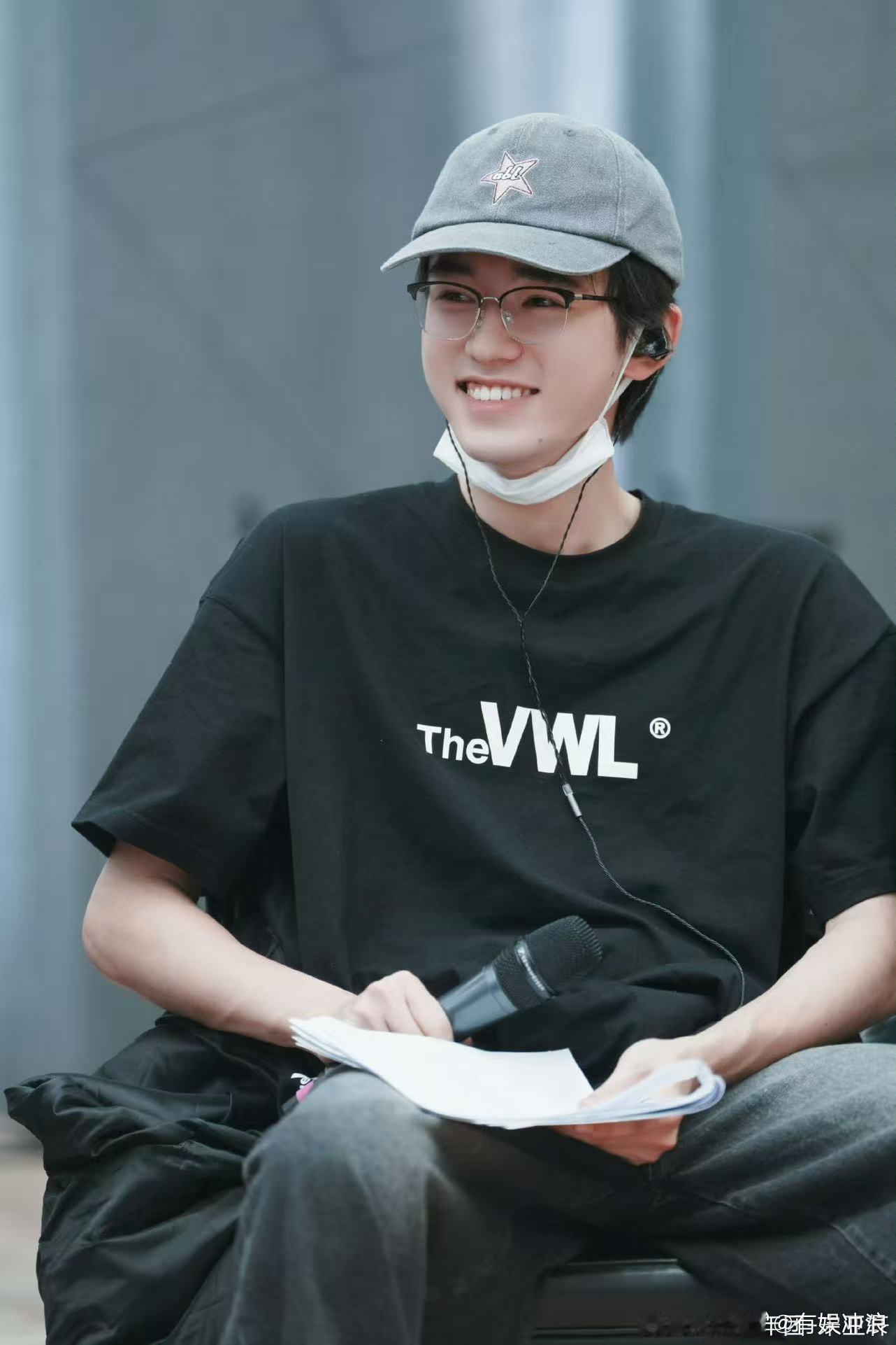 宋亚轩贵阳演唱会彩排照，好帅，