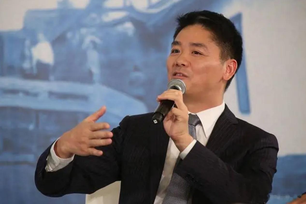 刘强东也要入局汽车？据中国商标网显示，京东子公司申请多枚“Joyrobotaxi