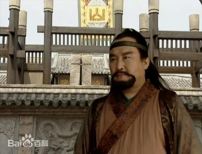 笑傲江湖里有人费解，为什么同样是 5 岳剑派，左冷禅就比其他各派的掌门武功高出那